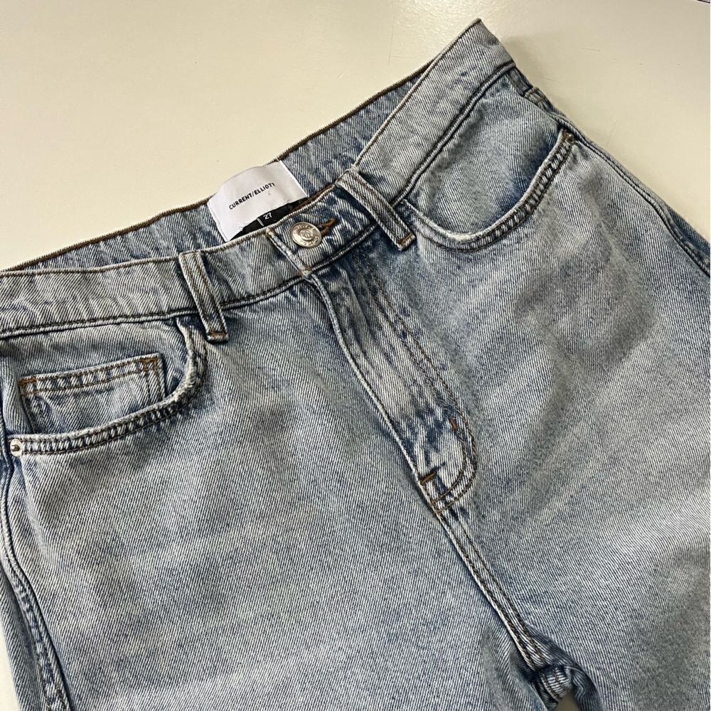 Current Elliot Straight Leg Jean 27 - Picture 10 of 12